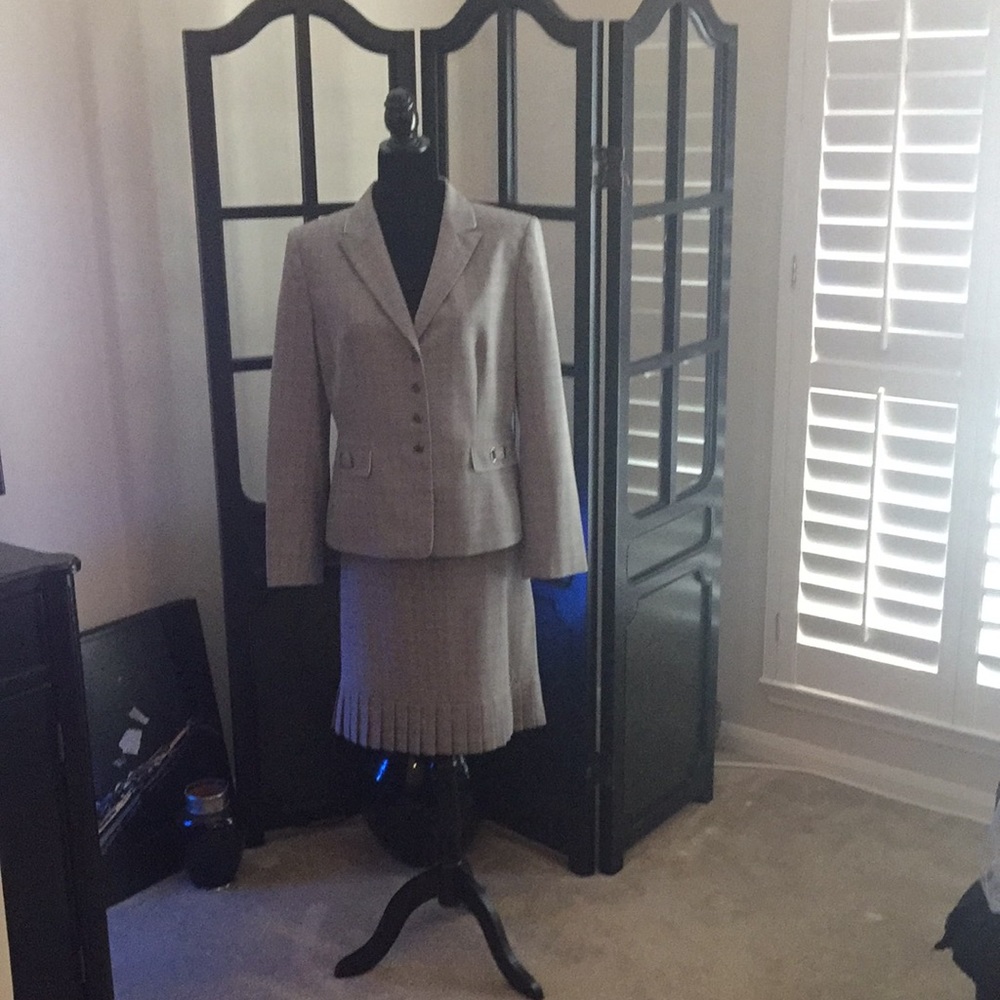 Women Business Suit